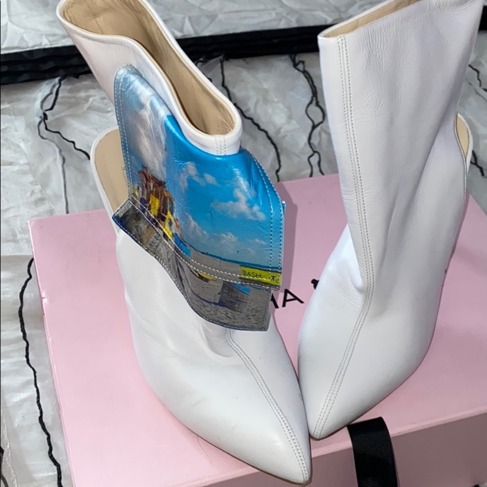 Natasha Zinko white pocket heeled sling backs❤️